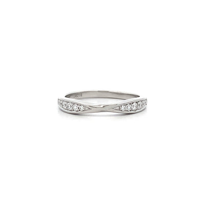 Brilliant Cut Diamond Set Cinched Ring in Platinum | 0.18ctw