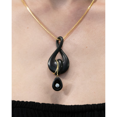 Cradle: Floeting® Diamond and Black Jade Pendant in Yellow Gold | 0.50ct