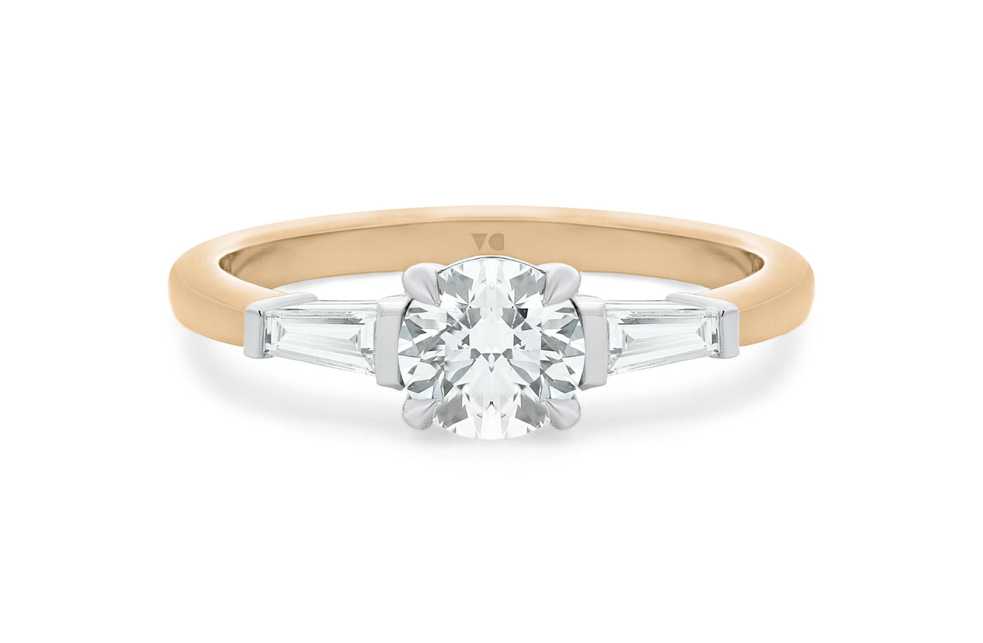 Fino: Brilliant Cut Diamond Three Stone Ring