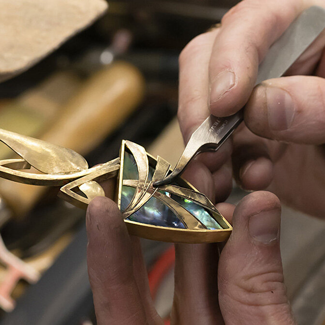 Tāne: Paua, Pearl & Sapphire Pendant in Yellow Gold