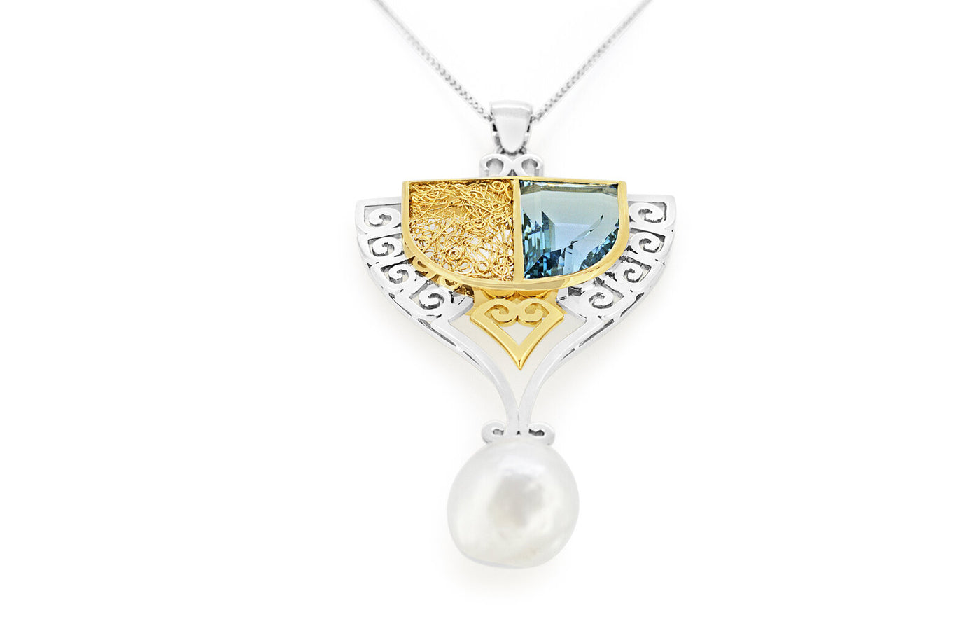 Aquamarine and Pearl Pendant