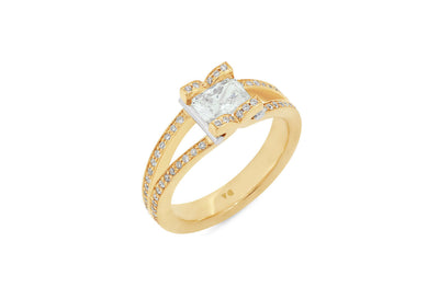 Corin: Radiant Cut Diamond Solitaire Ring