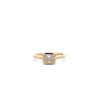 Kaleidoscope: Radiant Cut Diamond Solitaire Ring in Yellow Gold | 1.00ct