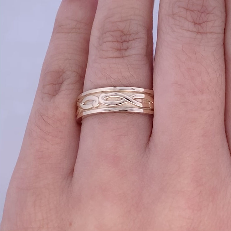 Solasta: Band in Yellow Gold. Designed and Crafted by The Village Goldsmith