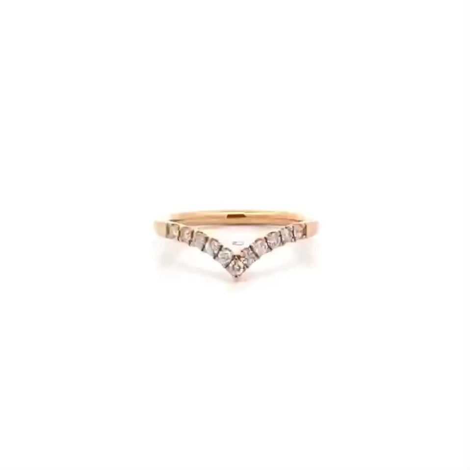Brilliant Cut Diamond Claw Set V-shaped Ring | 0.22ctw