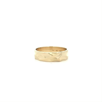 Rakaia: Ring in Yellow Gold