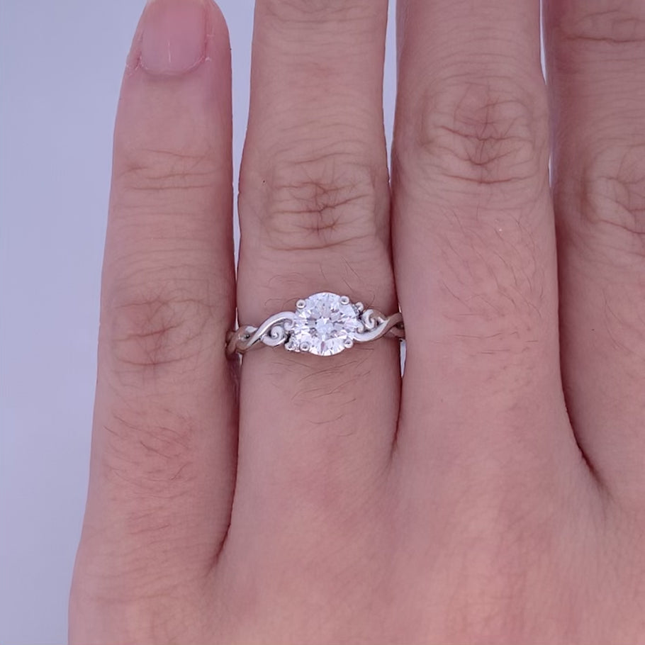 Cara: Brilliant Cut Diamond Solitaire Ring in Platinum | 0.84ctw