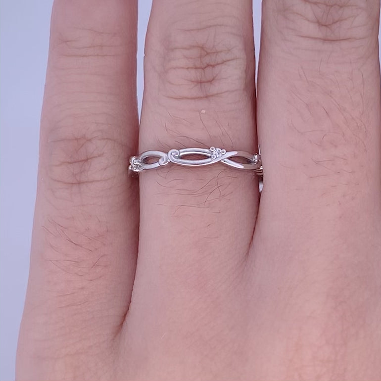 Skye: Diamond Set Ring in Platinum | 0.05ctw