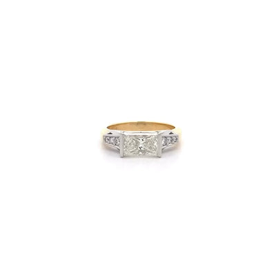 Golden Gate: Elongated Princess Cut Solitaire Ring in Yellow Gold | 1.70ct