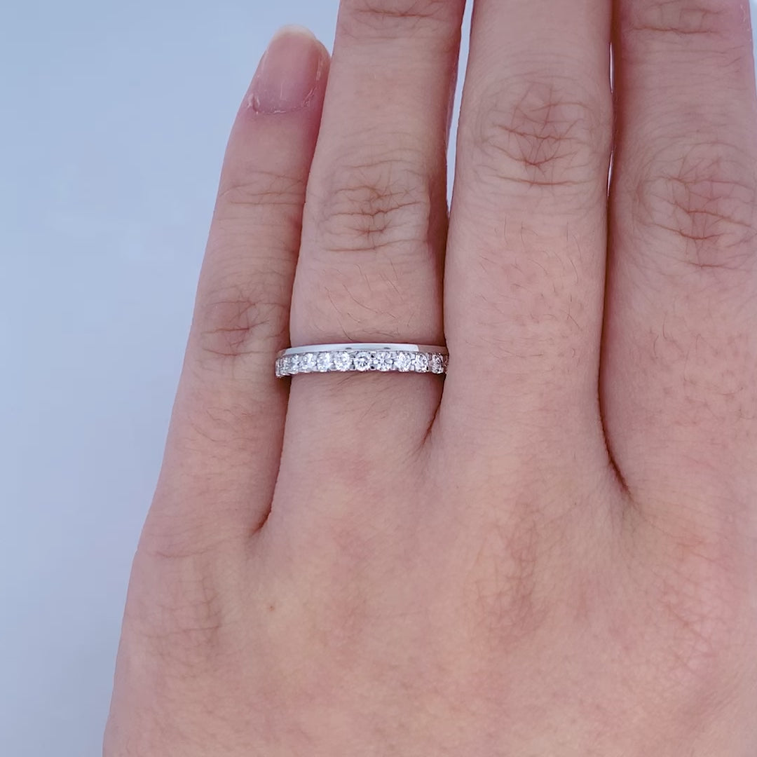 Brilliant Cut Diamond Set Edged Ring in Platinum | 0.49ctw