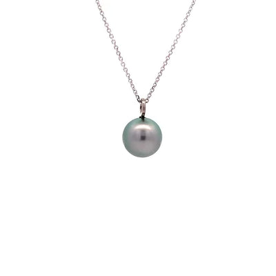 Tahitian Black Pearl Pendant in White Gold