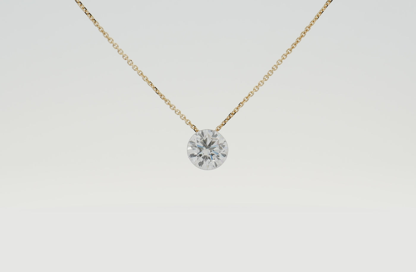 The Floeting® Diamond Pendant in Yellow Gold | 1.01ct F VS2