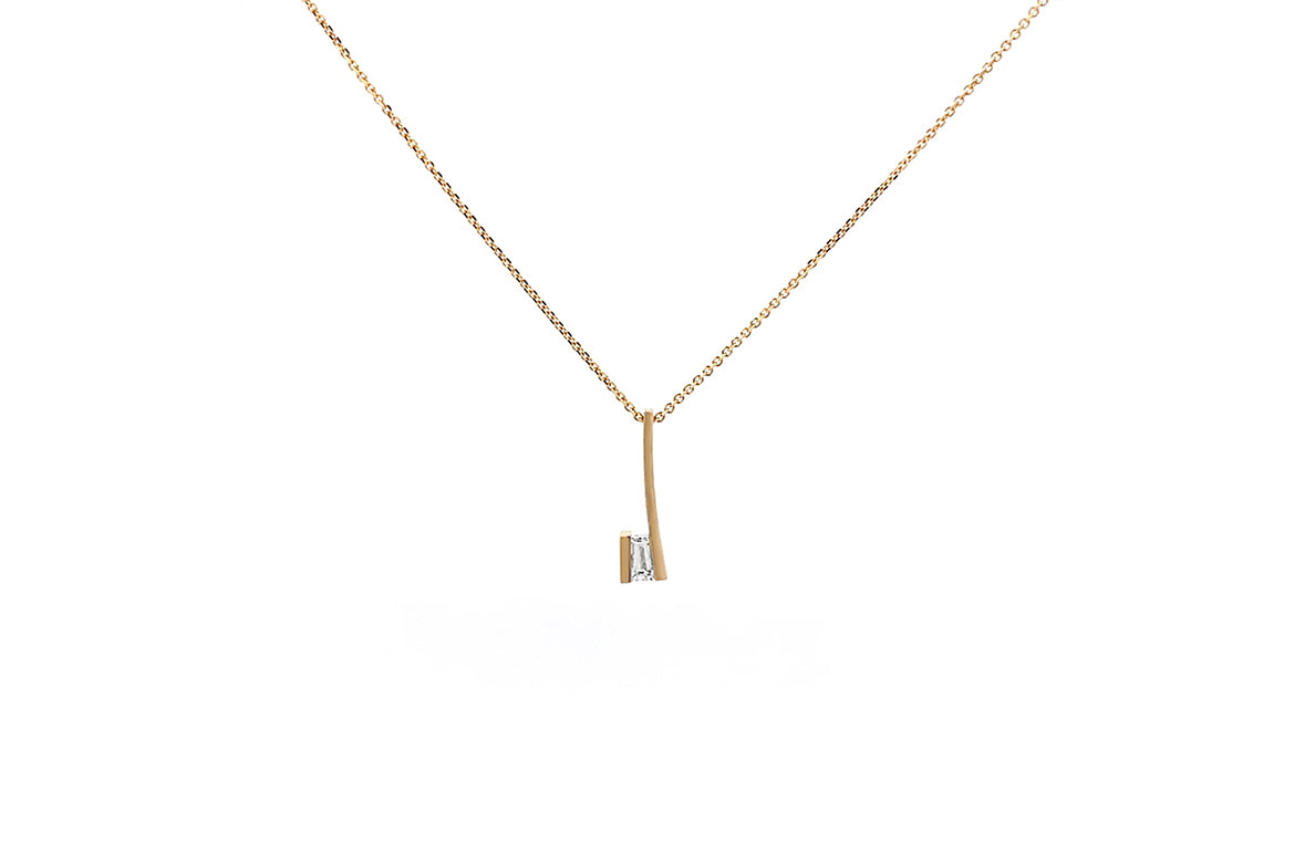 Quaver: Diamond Drop Pendant in Yellow Gold