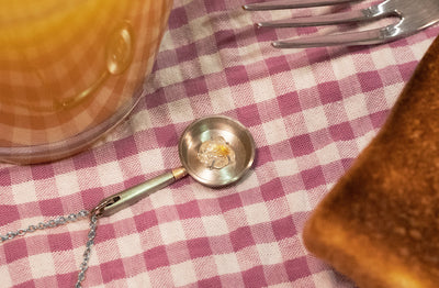 Sunny Side Up: Natural Diamond Crystal Frying Pan Pendant in Gold | 1.84ct