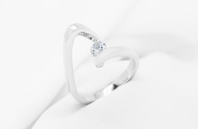 Ribbond: Brilliant Cut Diamond Solitaire Ring in Platinum | 0.29ct