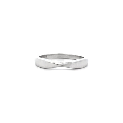 Cinched Ring in Platinum