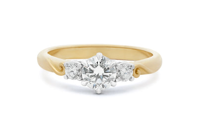 Awa: Brilliant Cut Diamond Three Stone Ring