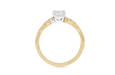 Diamond Solitaire, Diamond Engagement Ring, Engagement Ring, Cara, Narrative Collection, 18k, 18ct, Yellow Gold, Platinum setting, side diamonds, ring design, specialist, Maori, Polynesian, Celtic, jewellery, jewelry, front view