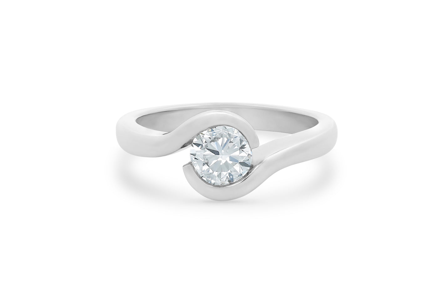 Wander: Brilliant Cut Diamond Solitaire Ring