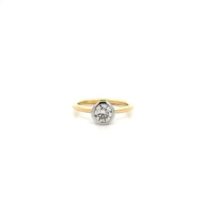Bezel Set Diamond Solitaire Ring in Yellow Gold | 1.00ct E SI1