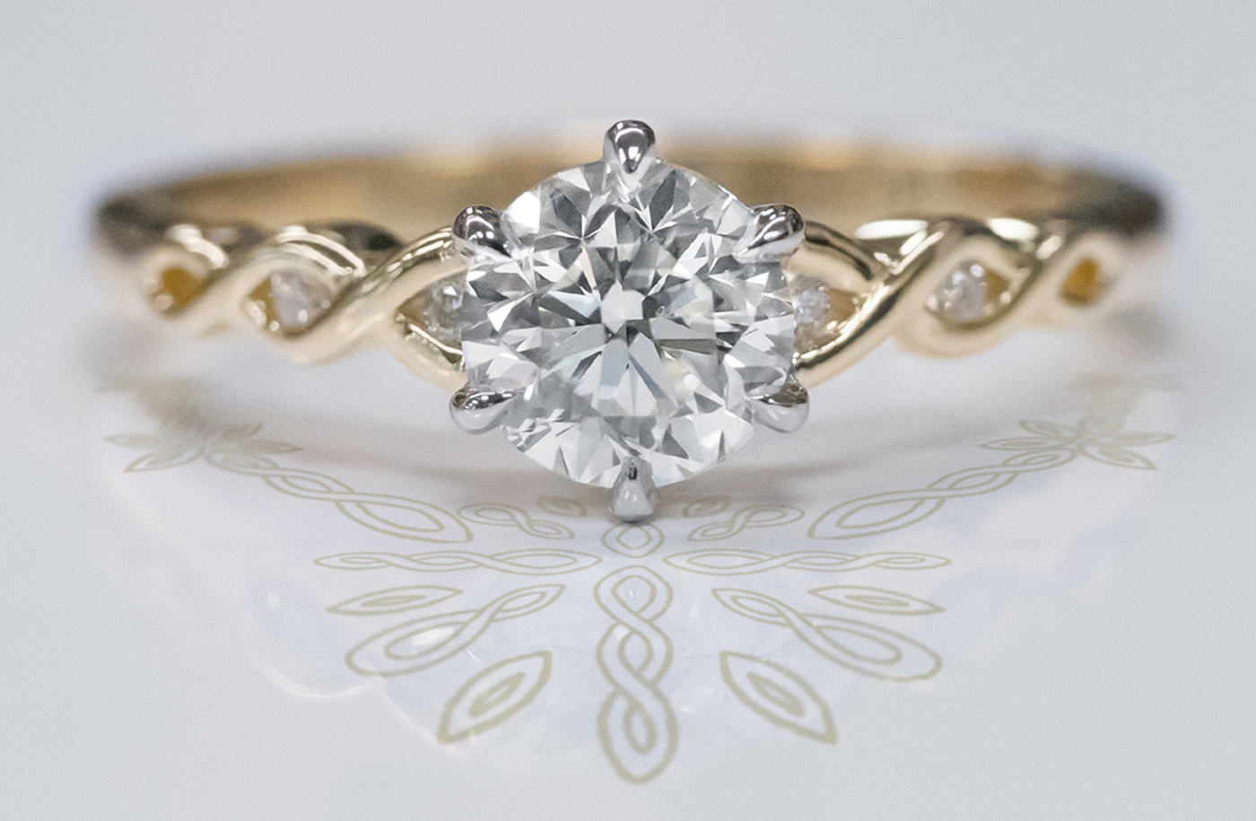 Narrative Collection, Maori, Polynesian, Celtic, solitaire, diamond engagement ring, ring design, specialist, jewelry, jewellery, Platinum setting, 18k, 18ct, yellow gold, diamond band, twist